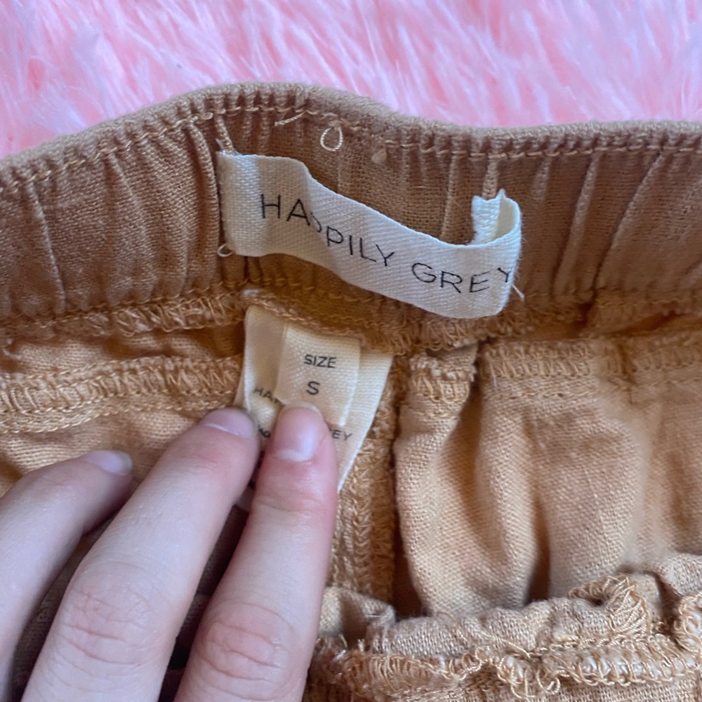 Shorts - Picture 2 of 2